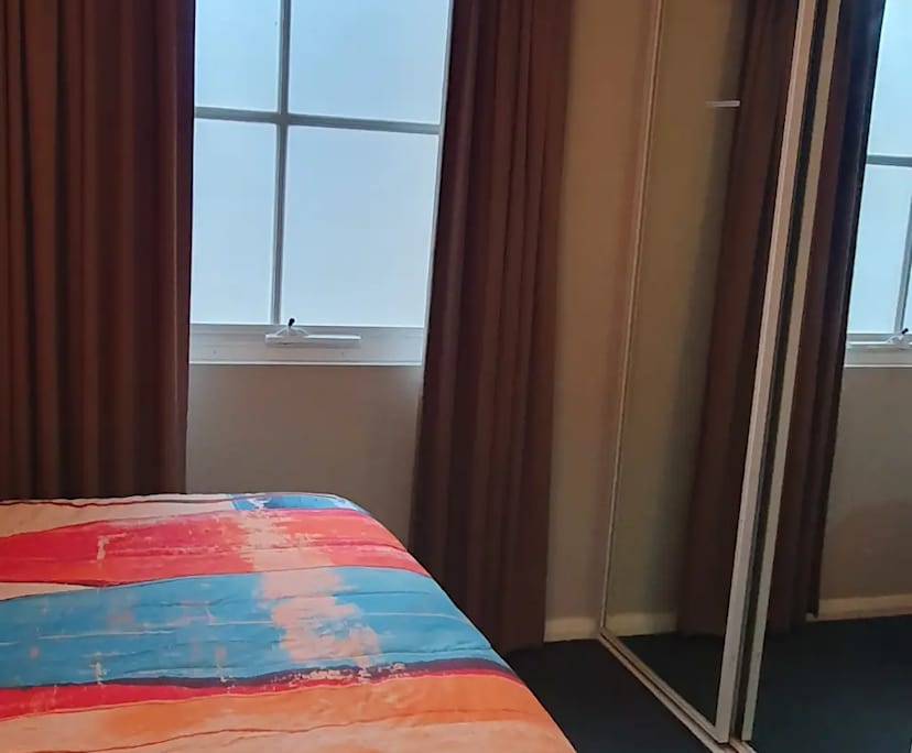 Furnished room with ensuite in a flatshare