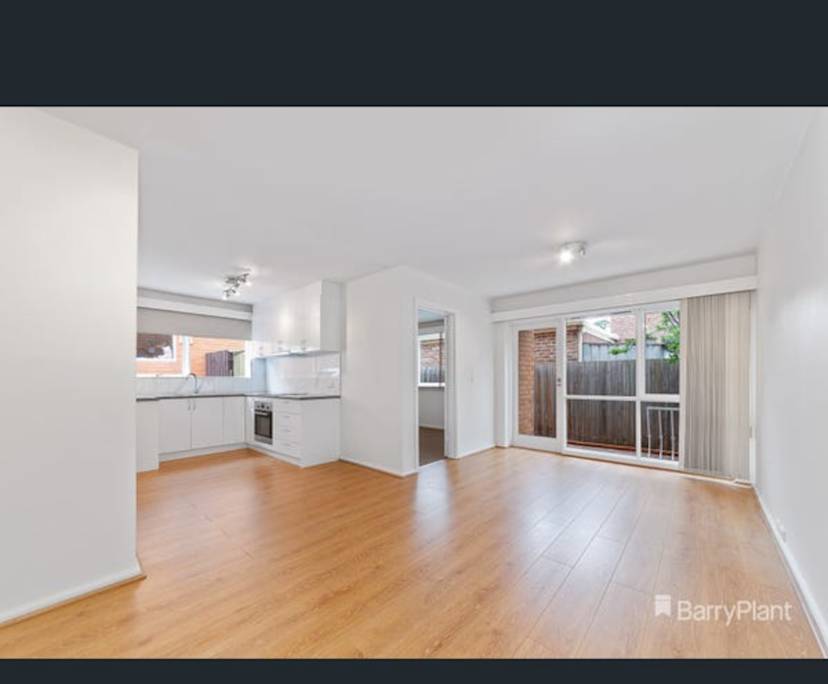Unfurnished room in a share house