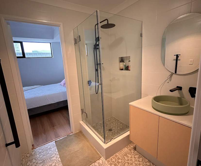 $295, Share-house, 3 bathrooms, North Coogee WA 6163