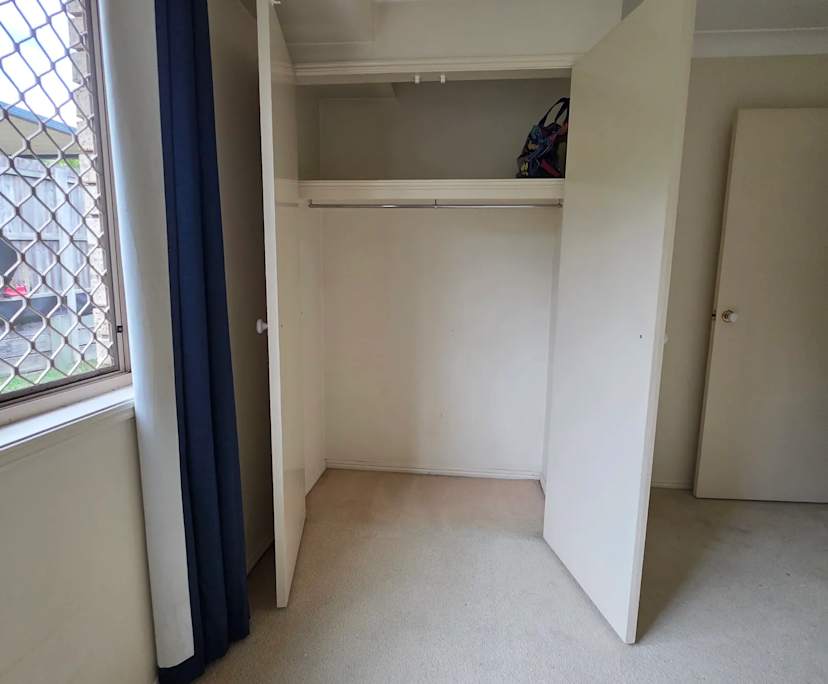 $350, Share-house, 4 bathrooms, Carindale QLD 4152