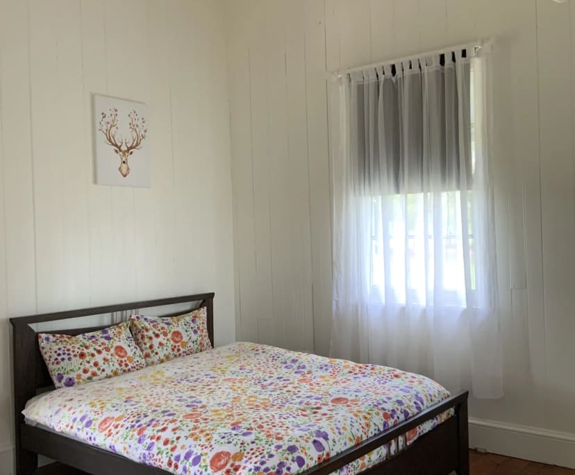Room in a share house