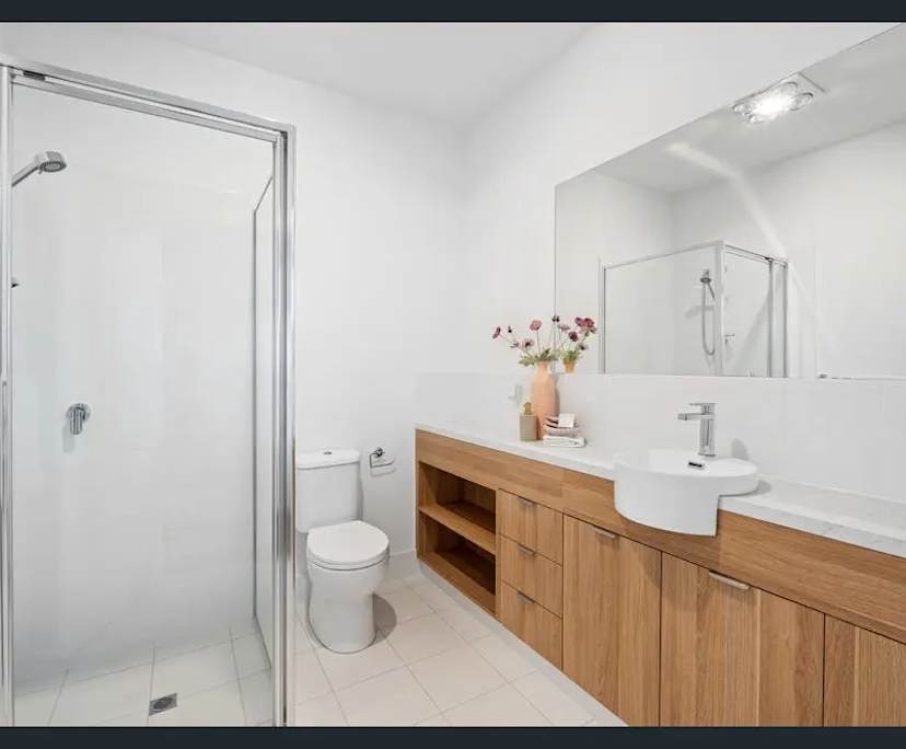 $600, Whole-property, 3 bathrooms, Tonsley SA 5042