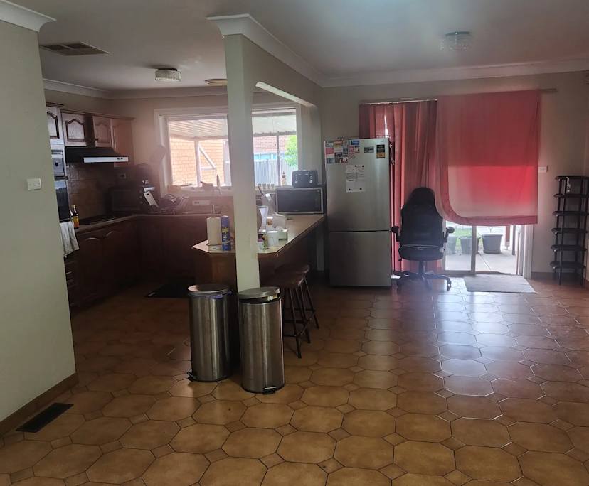 $180, Share-house, 4 bathrooms, Thomastown VIC 3074