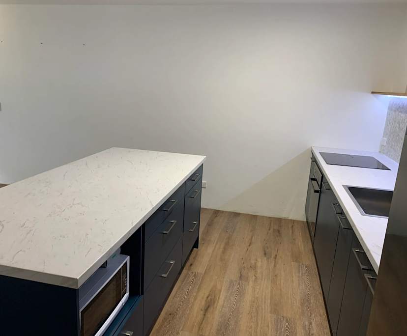 $675, Whole-property, 2 bathrooms, Labrador QLD 4215