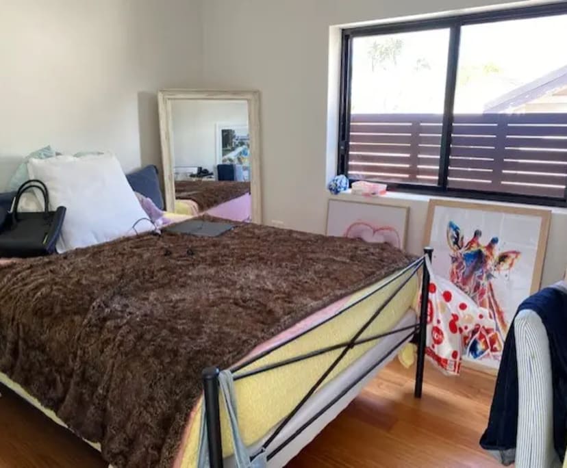 $355, Homestay, 5 bathrooms, Willoughby NSW 2068