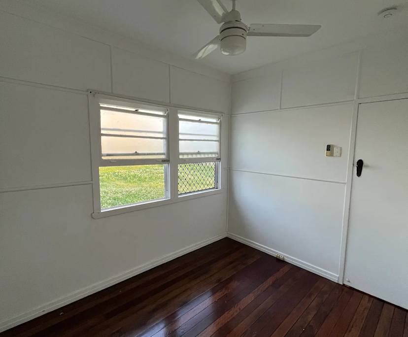 Unfurnished room in a share house