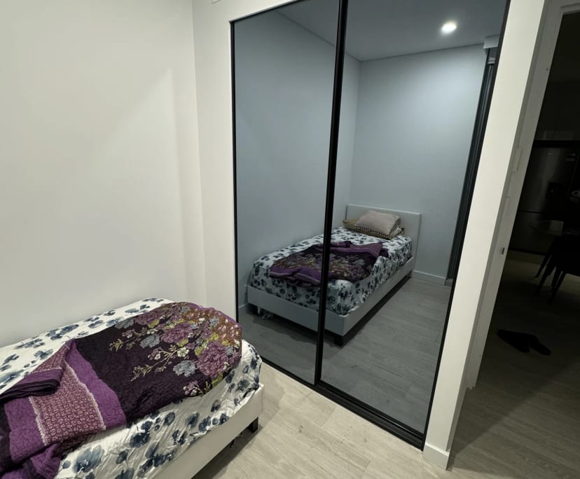 Furnished room in a flatshare