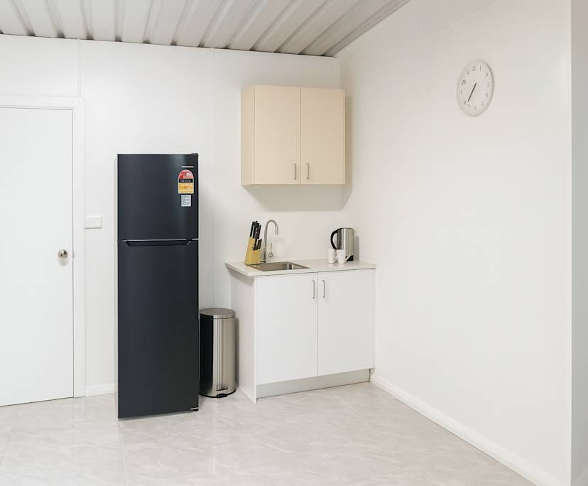 $240, Share-house, 6 bathrooms, Green Valley NSW 2168