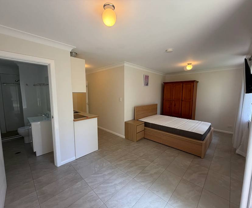 Room granny flat for rent