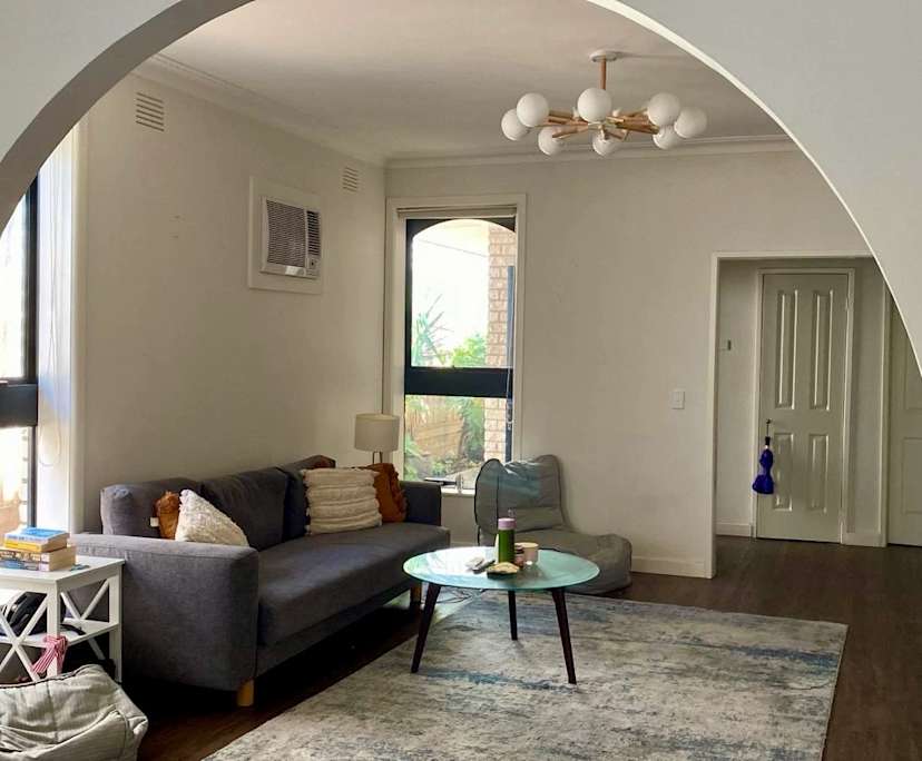 Room in a share house