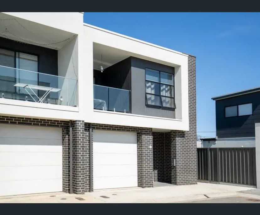 $300, Share-house, 2 bathrooms, Findon SA 5023