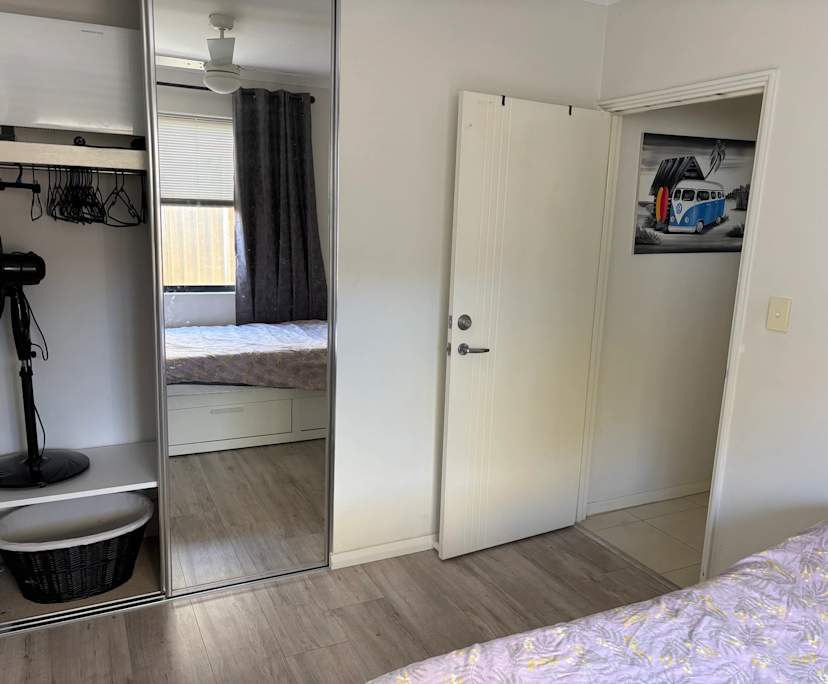 Furnished room in a share house
