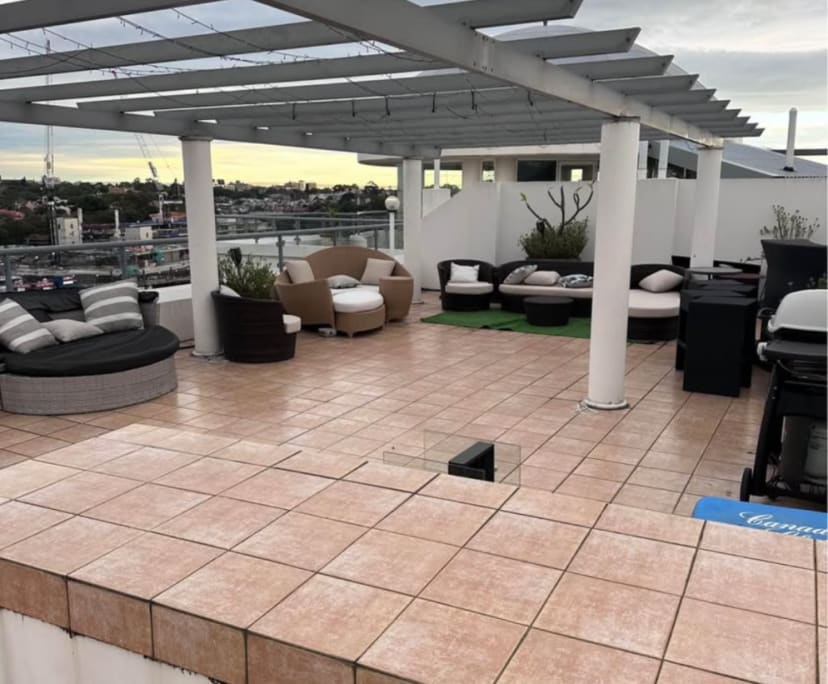 Furnished room with ensuite in a flatshare