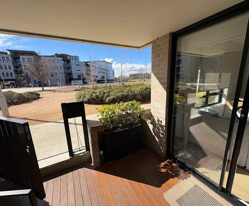 Whole property with 1 room for rent