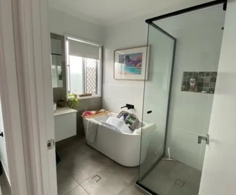 $350, Student-accommodation, 3 bathrooms, Manly West QLD 4179