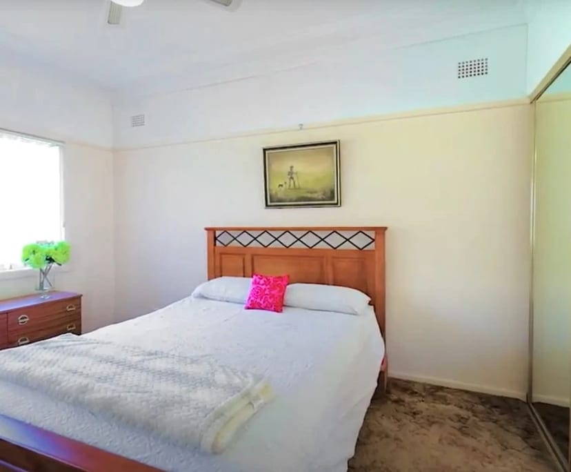 Unfurnished room with own bathroom