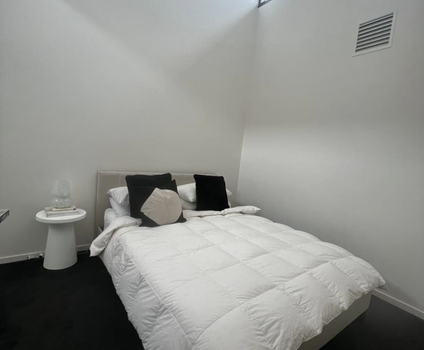 Furnished room with own bathroom
