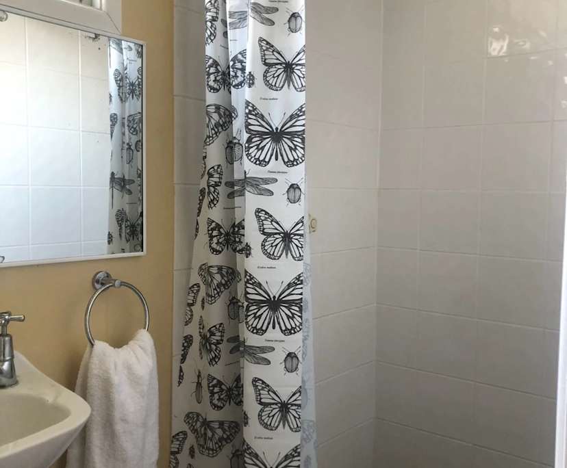 Unfurnished room with own bathroom