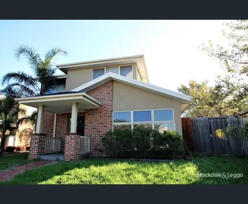 Unfurnished room in a share house