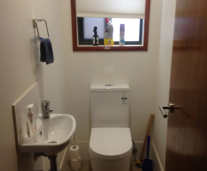 $250, Share-house, 3 bathrooms, Stafford Heights QLD 4053