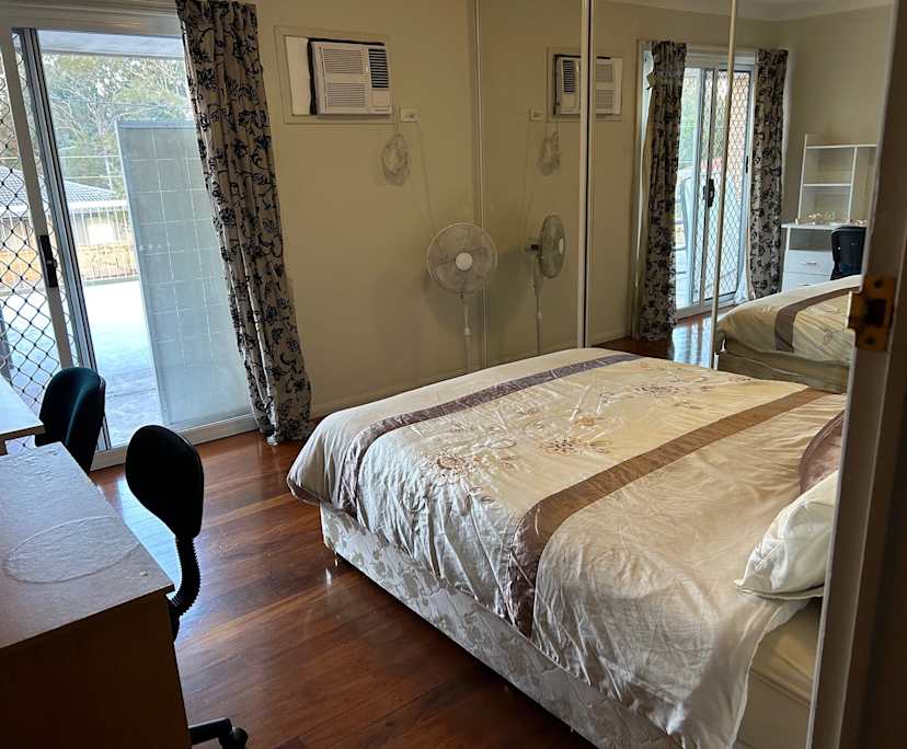 $260, Student-accommodation, 4 bathrooms, Coopers Plains QLD 4108