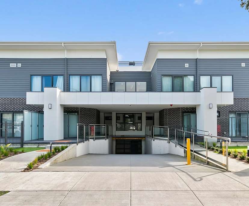 Whole property with 2 rooms for rent