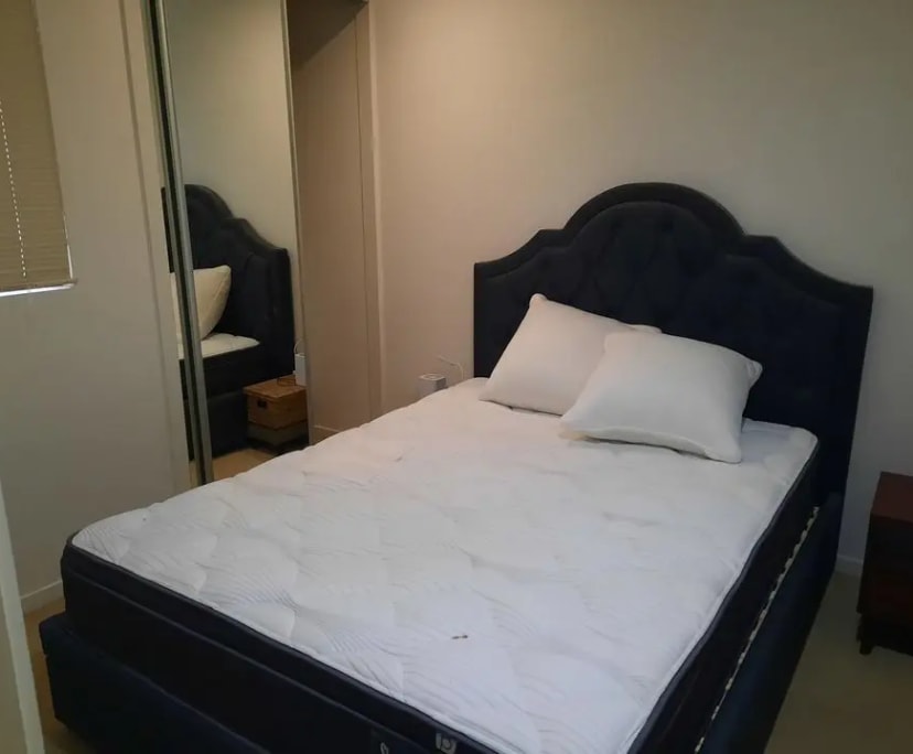 Furnished room in a flatshare