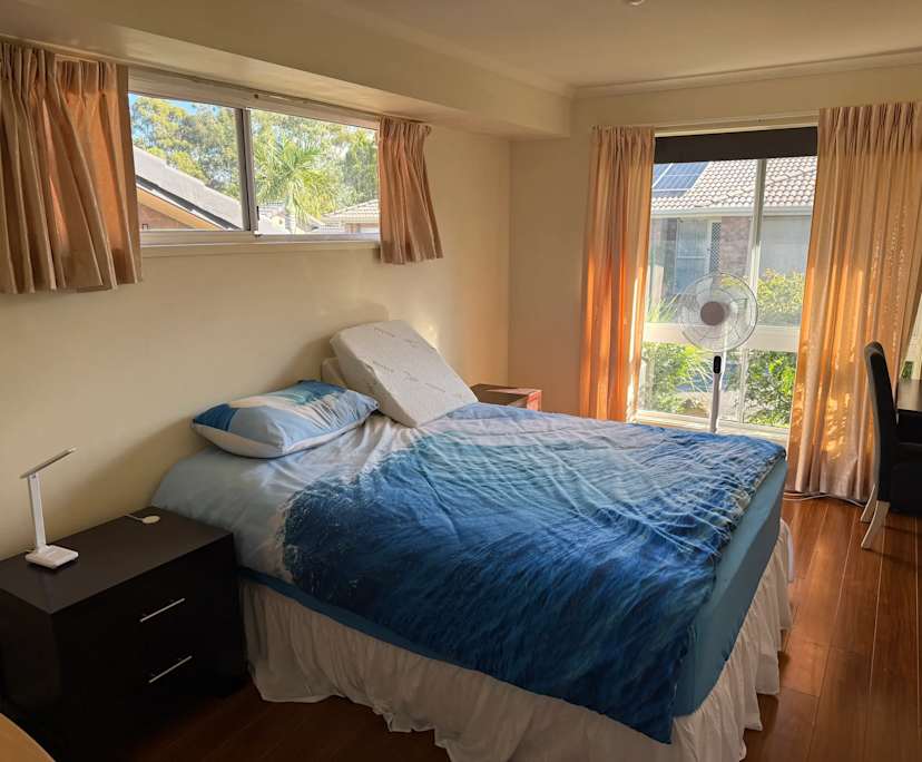 Furnished room with own bathroom