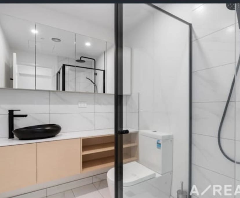 $315, Flatshare, 2 bathrooms, Malvern East VIC 3145