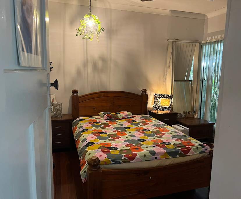 $300, Share-house, 3 bathrooms, Indooroopilly QLD 4068