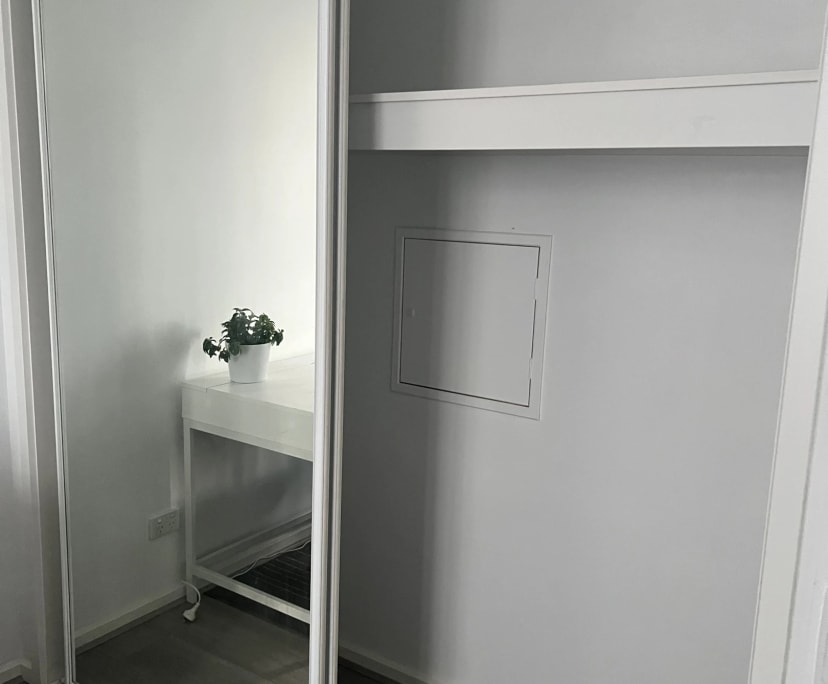 Furnished room in a flatshare