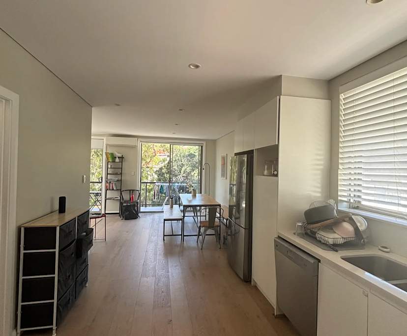 Furnished room in a flatshare