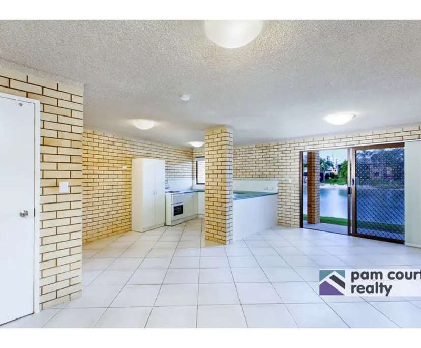 $350, Flatshare, 3 bathrooms, Mooloolaba QLD 4557