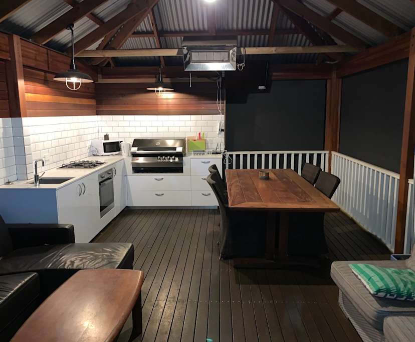 $595, Share-house, 3 bathrooms, Victoria Park WA 6100