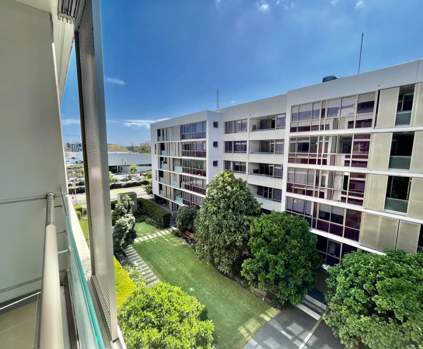 Whole property with 2 rooms for rent