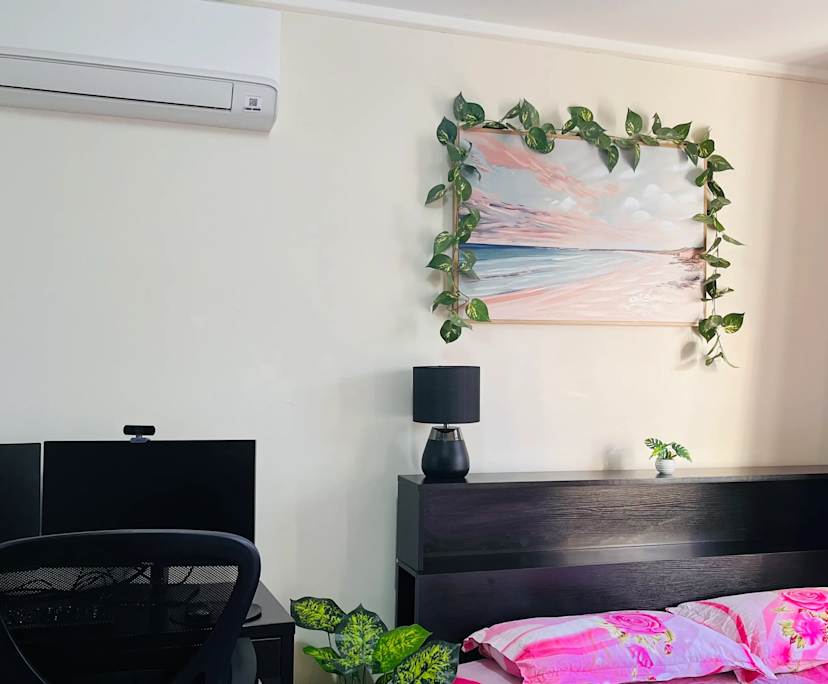 Furnished room with own bathroom