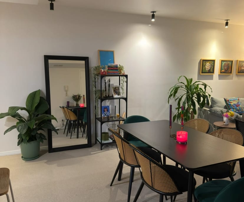 Furnished room with own bathroom