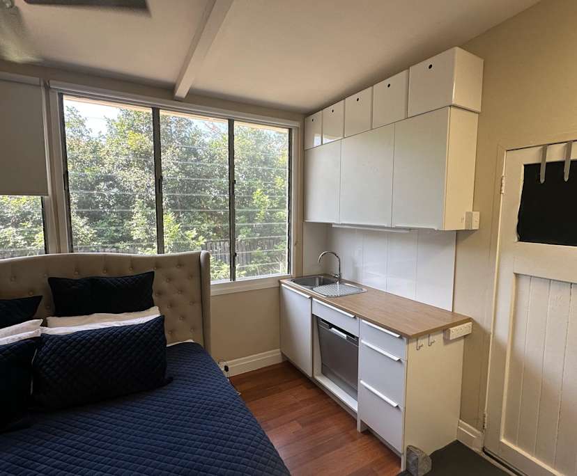 $450, Granny-flat, 1 bathroom, Kedron QLD 4031