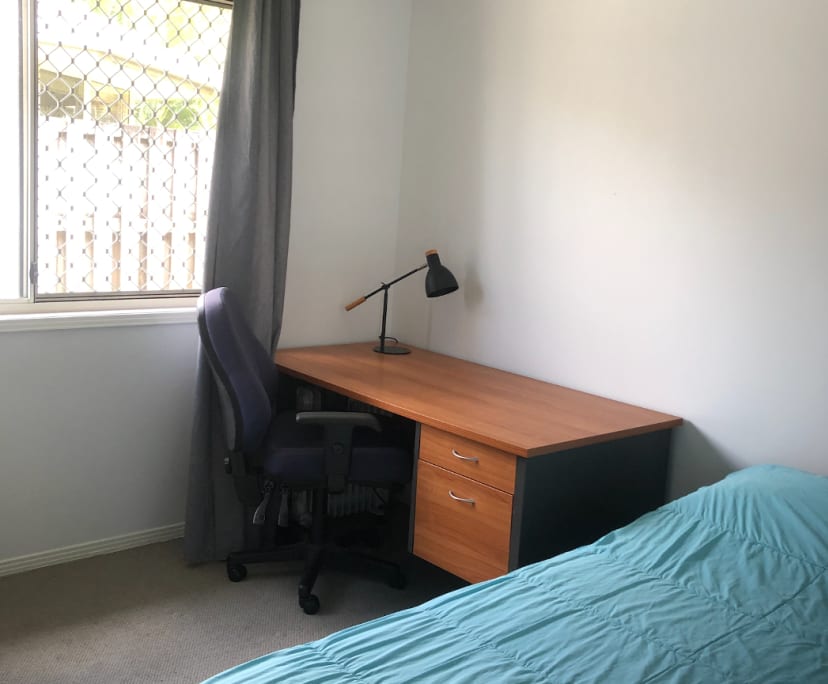 2 Rooms for Rent in Highland Park, Gold Coast 250...