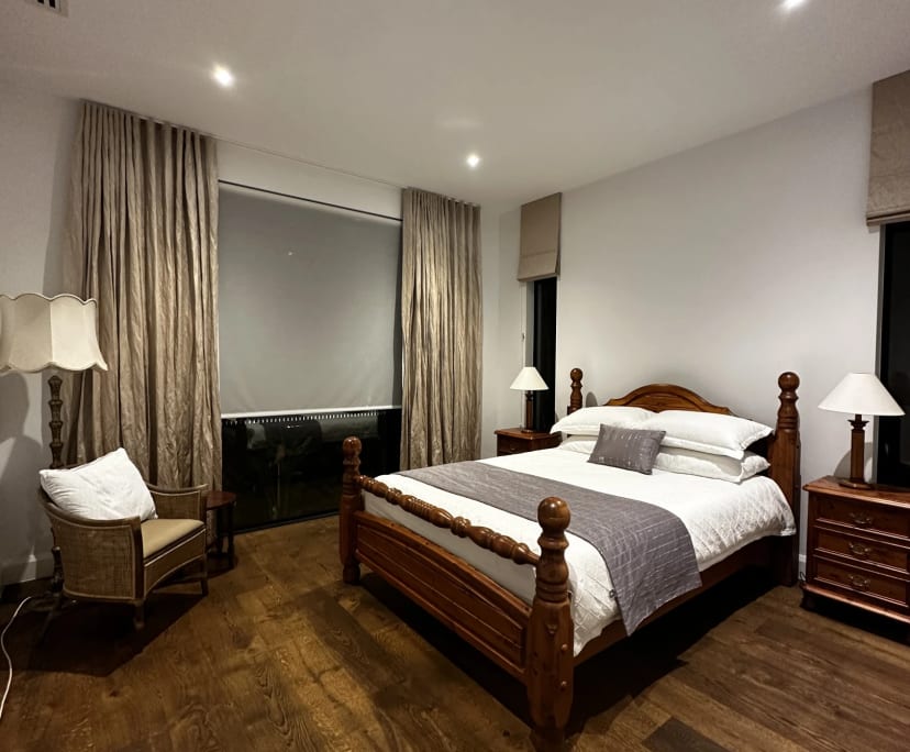Room for Rent in Canterbury, Melbourne 500, Furni...