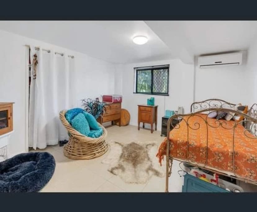 Granny Flat for Rent in Manunda, Cairns 350, Flex...