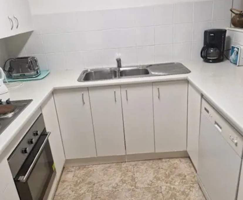 $200, Share-house, 3 bathrooms, Lyneham ACT 2602
