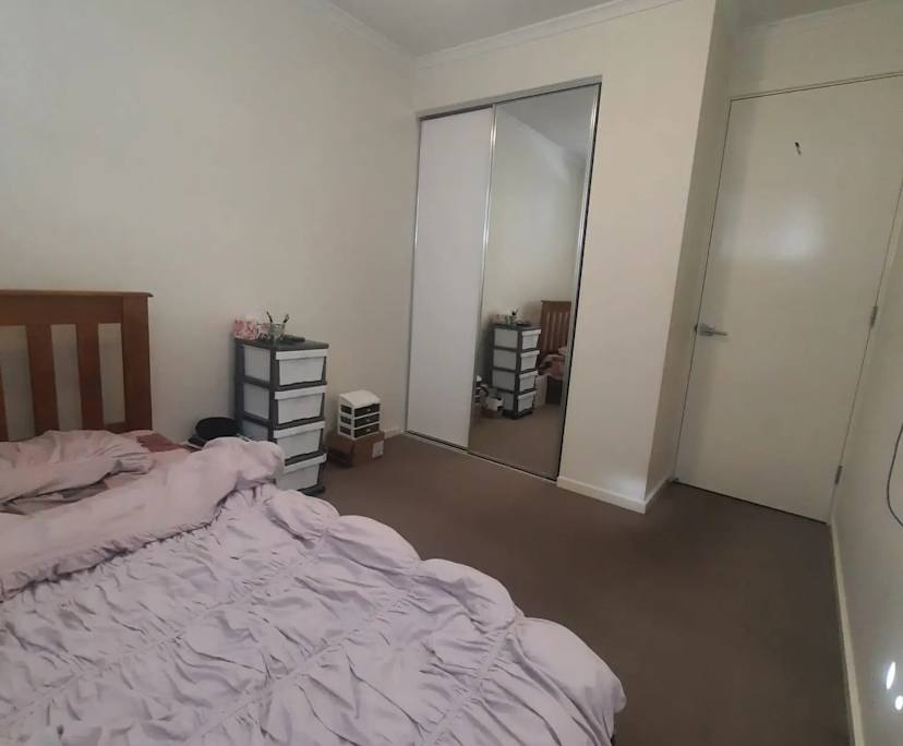 Room in a share house