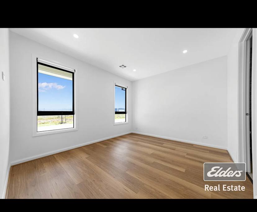 Unfurnished room in a share house