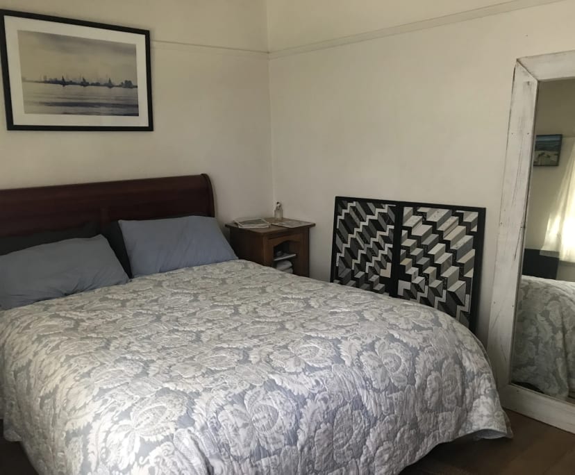 Room in a share house