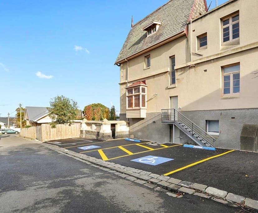 $285, Share-house, 6 bathrooms, Geelong VIC 3220