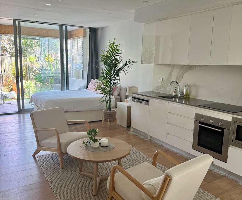 Furnished room studio flat for rent