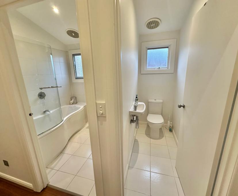 $350-400, Share-house, 3 rooms, Camberwell VIC 3124, Camberwell VIC 3124