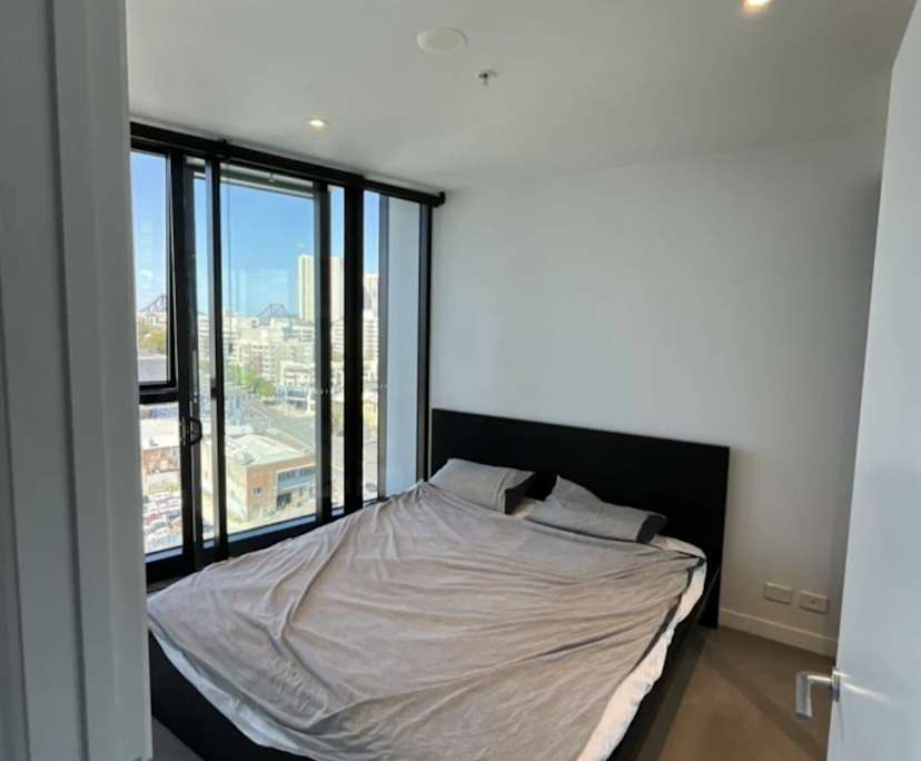 Furnished room with own bathroom