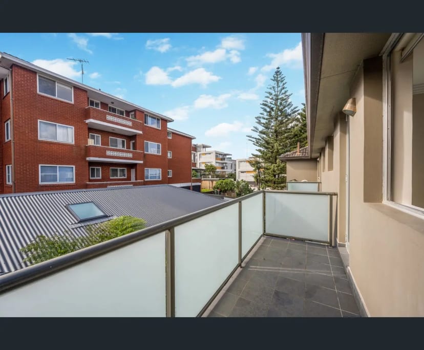 Unfurnished room in a flatshare